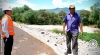 EL Prefecto de Imbabura, Pablo Jurado, y el Presidente del Gobierno Parroquial de Salinas, Raúl Maldonado, recorren las instalaciones del “Bombódromo”.