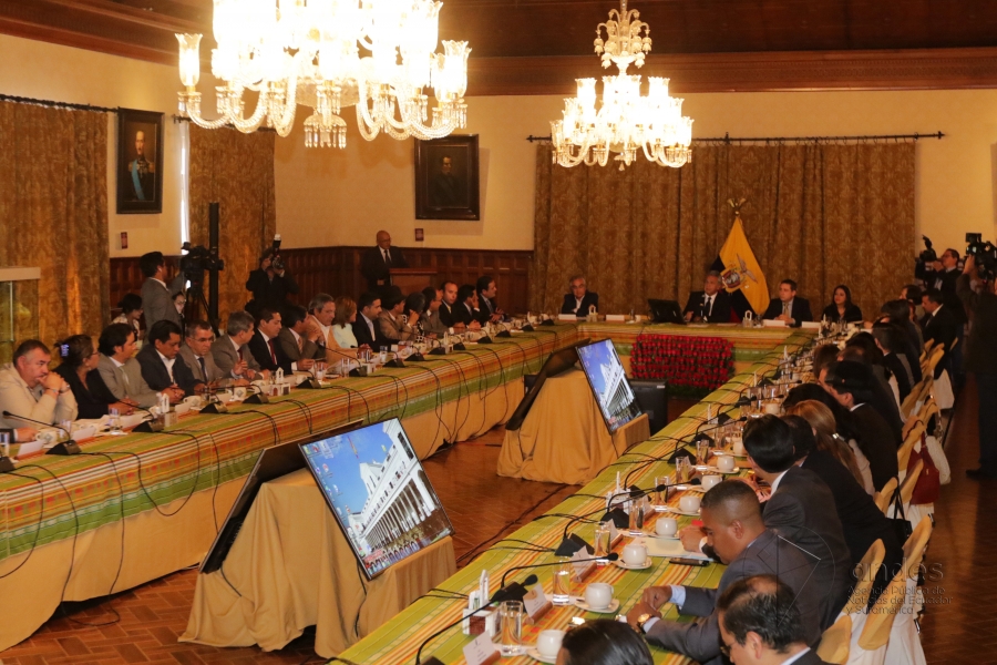 En el Palacio de Carondelet, los prefectos del Ecuador tuvieron un encuentro directo con el Presidente de la República, Lenín Moreno.