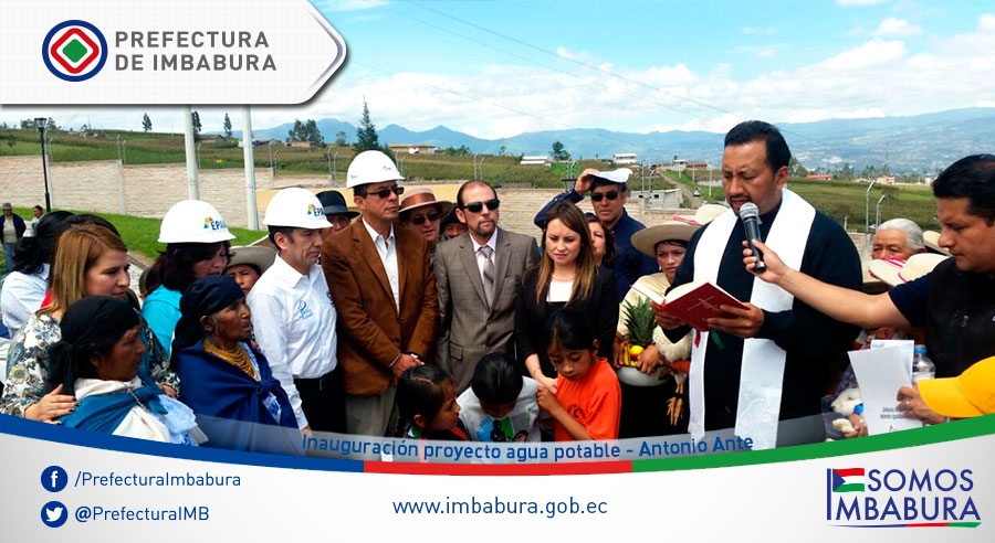 Acto de inauguración del Sistema Integral de Agua Potable “Perafán – Yanaloma”, en el sector en donde se ubican los tanques de reserva de Yanaloma, en la comunidad Pucará. 
