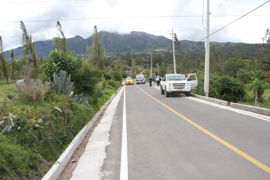El asfaltado de la vía Piava – San Pedro – Piava Chupa fue construido mediante una inversión 674.981 dólares.