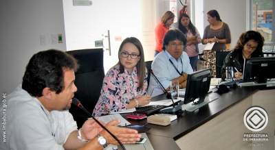 María Gabriela Jaramillo, Viceprefecta de Imbabura presideindo la reunión de la Red de Viceprefecturas del Ecuador.