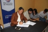 El Prefecto Pablo Jurado firma el contrato para arrancar oficialmente con los trabajos.