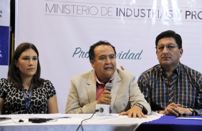 Representantes de las entidades organizadoras informan sobre este encuentro.