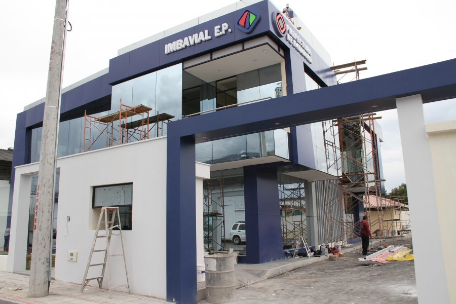 Edificio en donde funcionará Imbavial Empresa Pública de la Prefectura de Imbabura. 