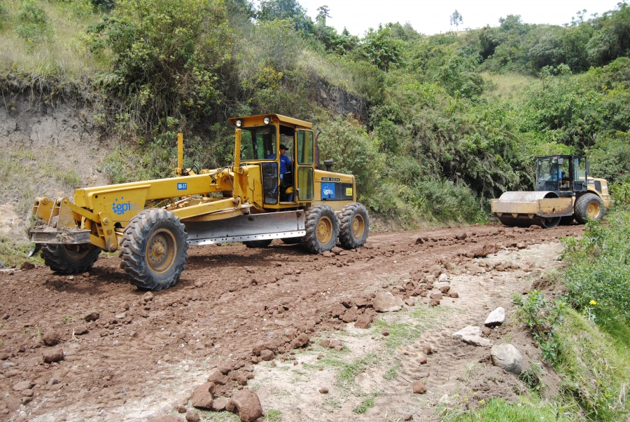 La vía Quinta del Olivo – Arcángel – Añaspamba – Mariano Acosta está considerada para la realización de los estudios técnicos. Este tramo recibe mantenimiento de la Prefectura para facilitar la movilización. 