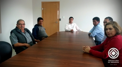 El prefecto de Imbabura, Pablo Jurado se comprometió a visitar el sector para conocer de cerca las necesidades de las seis comunidades.