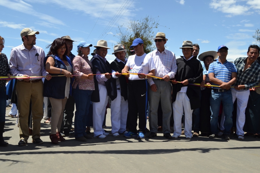 Acto de inauguración del asfaltado de la vía Piava – San Pedro – Piava Chupa.