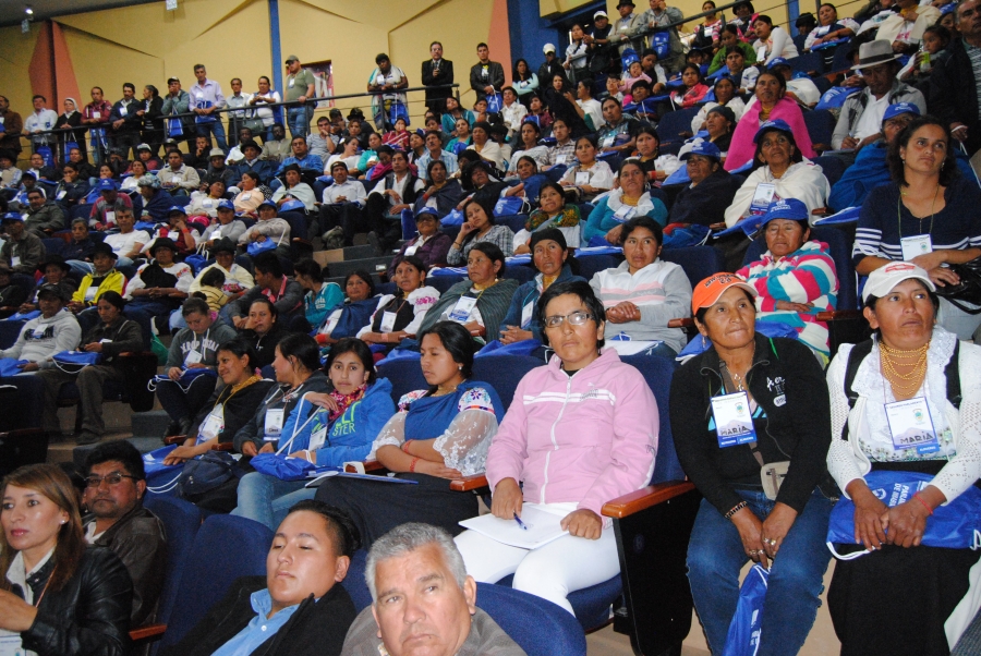 El Segundo Parlamento de Imbabura se reunió el pasado año en la Fábrica Imbabura del cantón Antonio Ante. Allí estuvieron presentes alrededor de 900 personas.