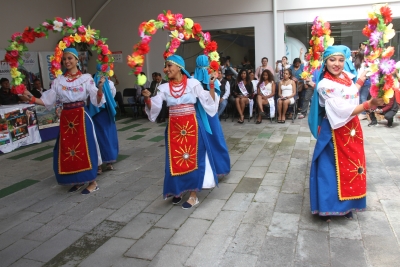 Con gran alegría se realizó la presentación oficial de la fiesta del carnaval en los patios de la Prefectura de Imbabura.