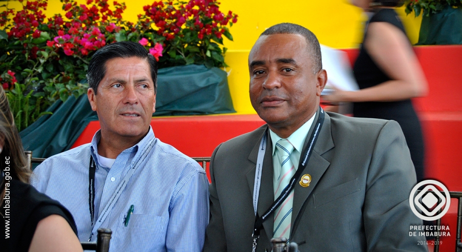El Presidente de la Mancomunidad del Norte del Ecuador, Pablo Jurado; y el Gobernador de Nariño, Raúl Delgado, definieron el documento para ser entregado a los presidentes de Ecuador y Colombia.