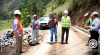 El Prefecto de Imbabura, Pablo Jurado, visita la carretera en donde se ejecutan los trabajos de mejoramiento. 