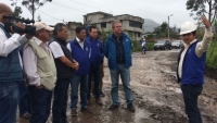 Recorrido de las autoridades de la Prefectura, Municipalidad de Ibarra y equipos técnicos, a la obra de asfaltado de la vía Bola Verde – El Tejar – Santa Rosa – La Esperanza. 