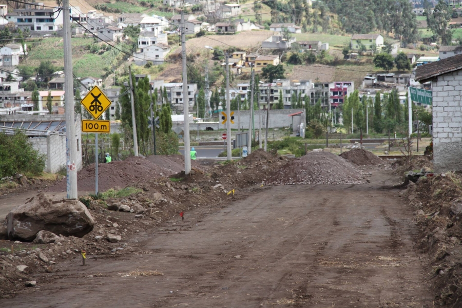 Avenida 6 de marzo de la parroquia Ilumán, en la que se realizará  trabajos de mejoramiento y adoquinado.